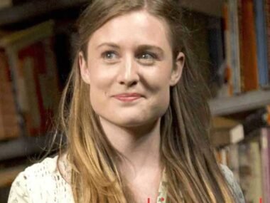 Sarah-Hiddleston’s